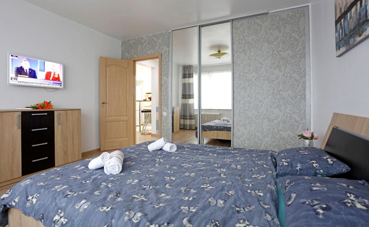 Cozy Apartment With A View Bucarest Extérieur photo