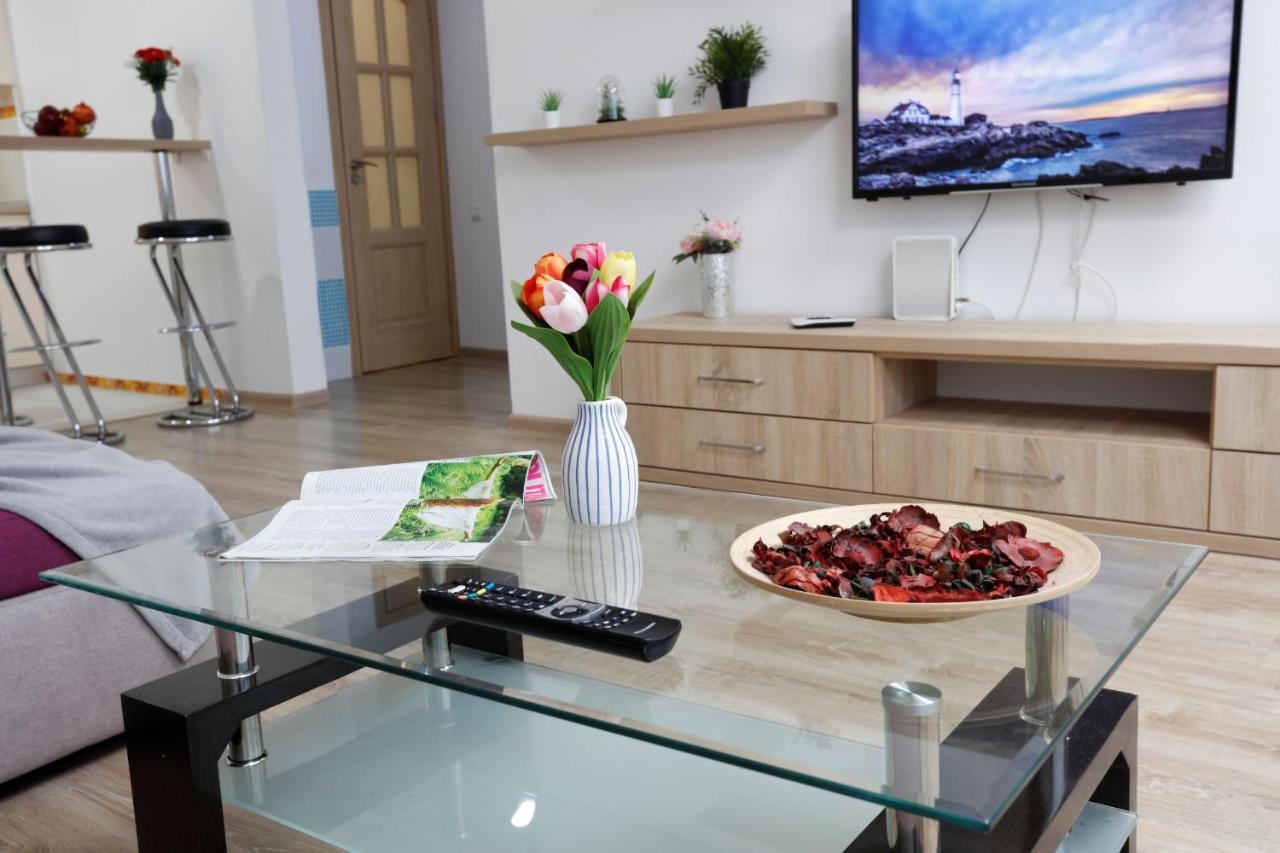 Cozy Apartment With A View Bucarest Extérieur photo
